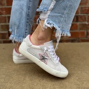 Vintage Havana Carla White Mesh Pink Star Sneaker Size 8.5